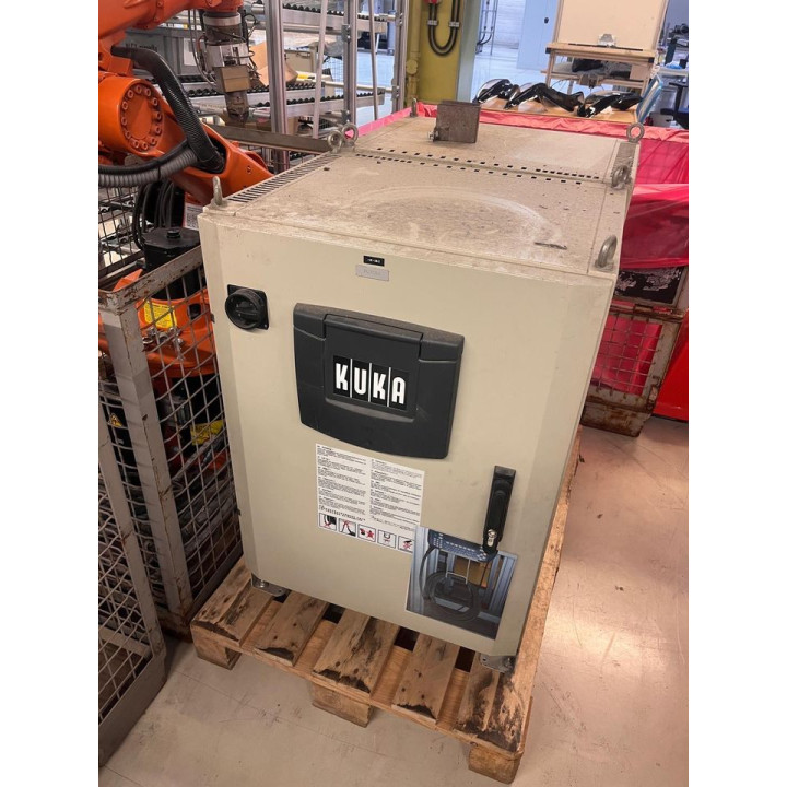 2adet  KUKA VKRC1 KR ZH 15/2 BJ 2001