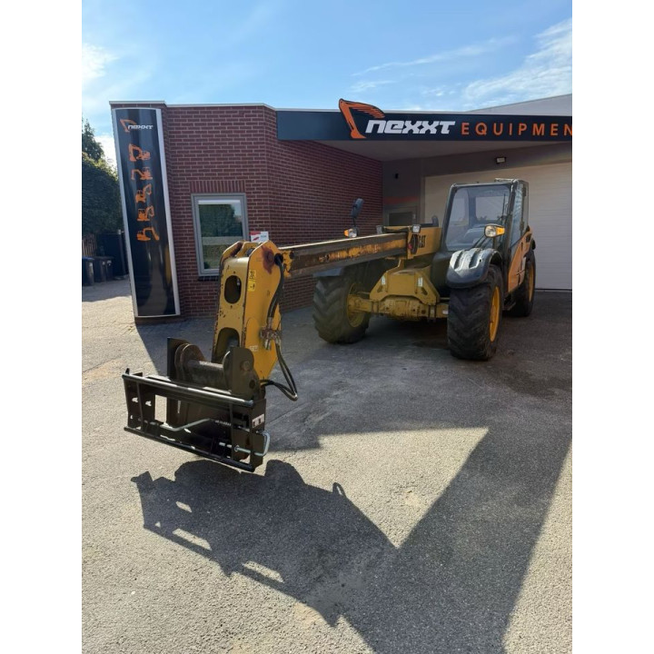 Caterpillar TH 330 B Teleskoplader, radlader