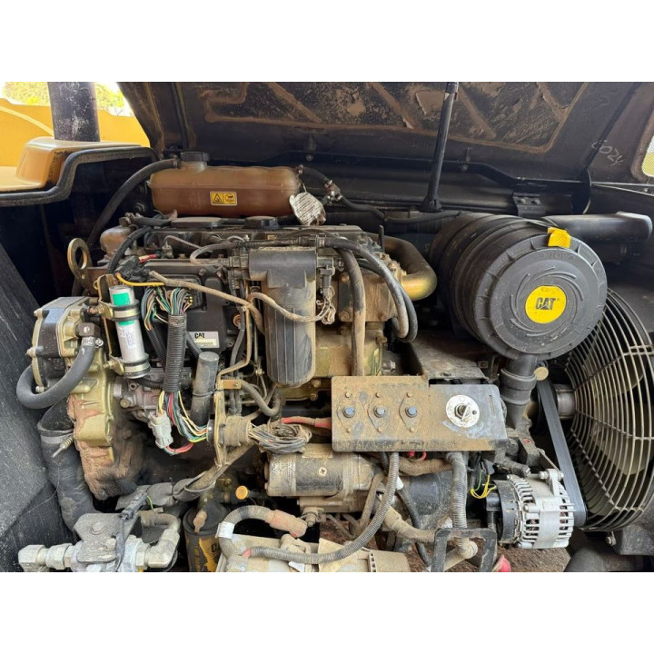 Caterpillar TH 330 B Teleskoplader, radlader