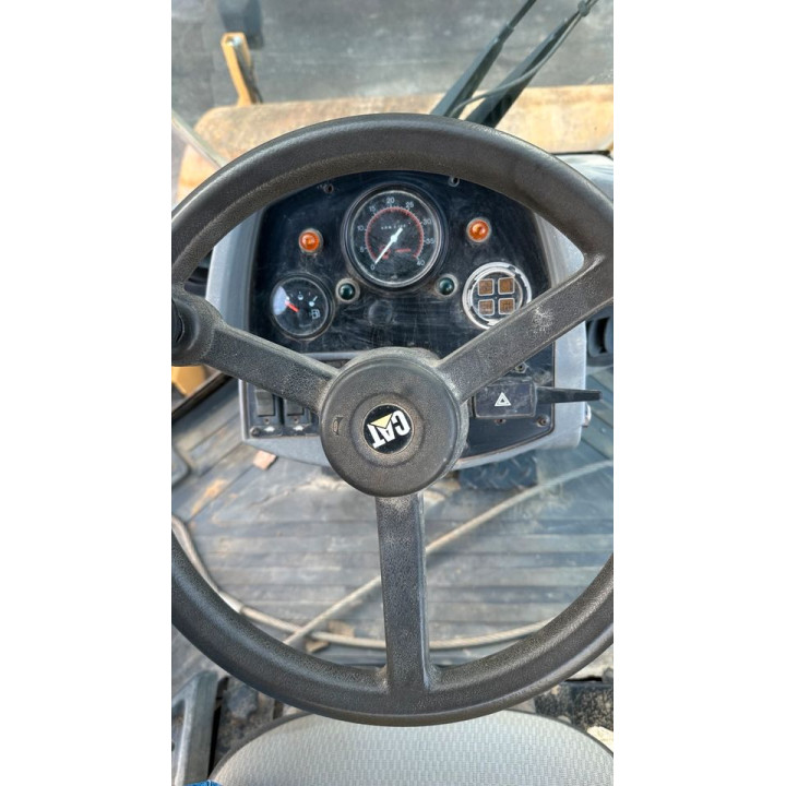 Caterpillar CS423E Walze