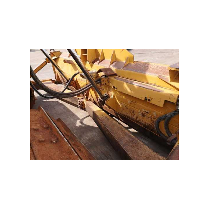 Caterpillar - 2015 - D6T LGP