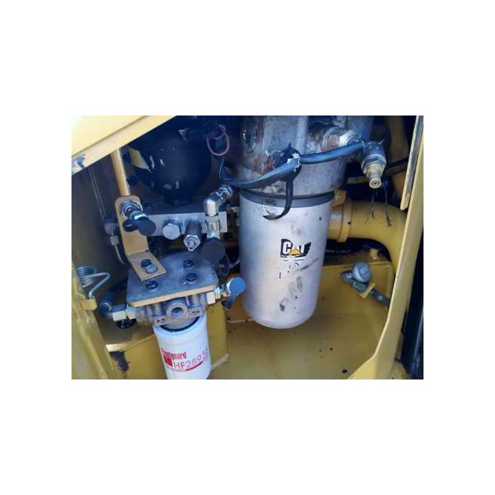 Caterpillar - 2015 - D6T LGP