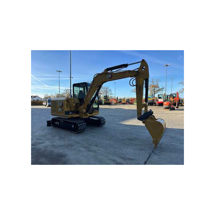 Caterpillar - 2016 - 306