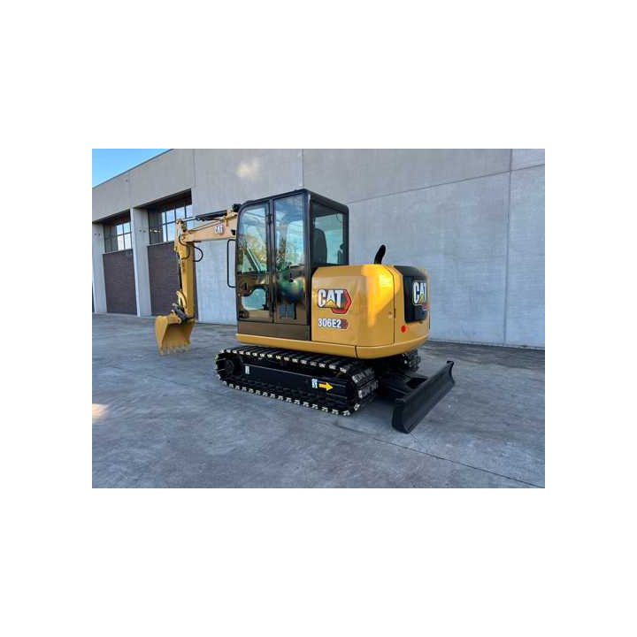 Caterpillar - 2016 - 306