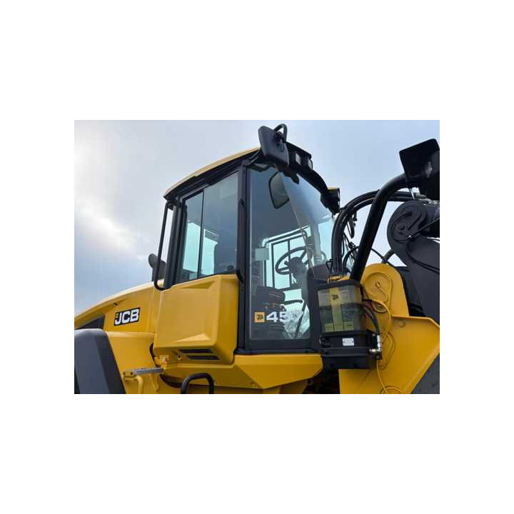 JCB 437