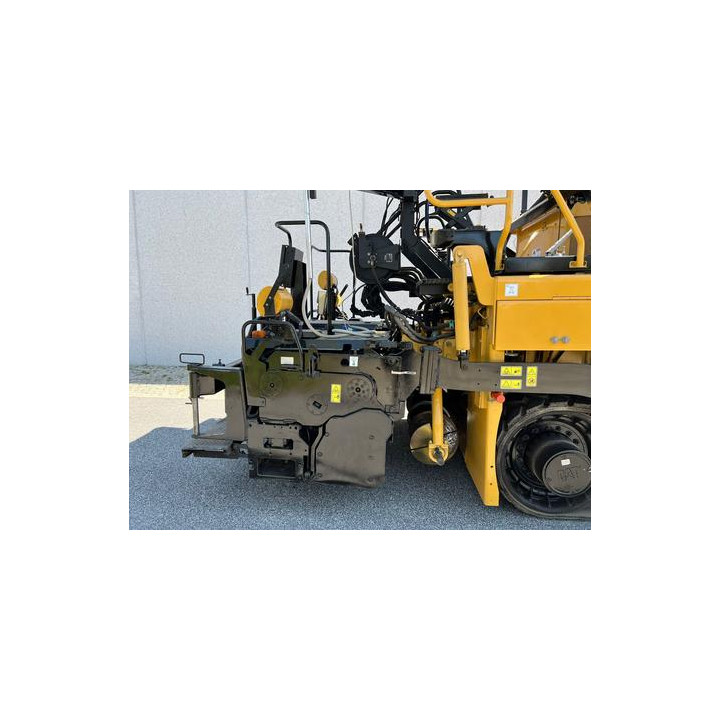 Caterpillar AP 655D ASFALT SERiCi | Avrupadanmakina