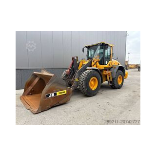 EkskavatörVolvo L 90 H (High tip + New tires) | Avrupadanmakina